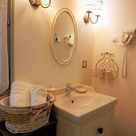 La Cordonnerie De Bed & Breakfast Réau