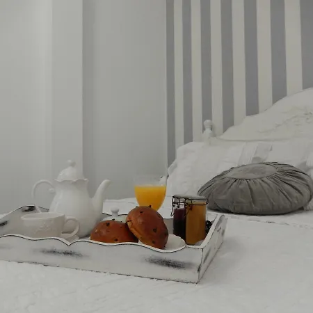 La Cordonnerie De 3* Réau